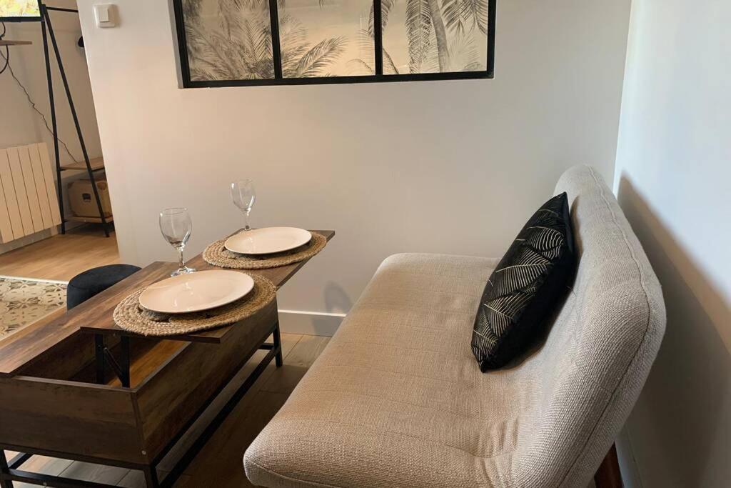 Le Travel, Studio Cosy Aux Pieds De La Gare Rennes Luaran gambar
